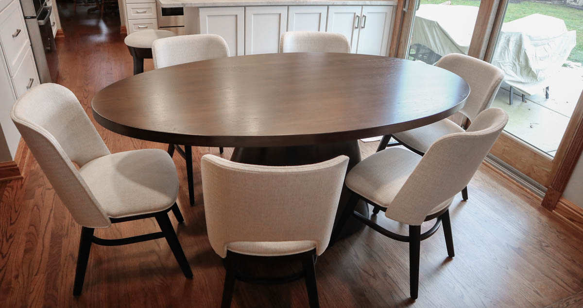 HandmadeTables's tweet image. A solid block base made entirely out of hickory. You can imagine the weight of it!

#blockbase #ovalbase #ovalblockbase #huickorybase #hickorytable #hickorychairs #vinsonchairs