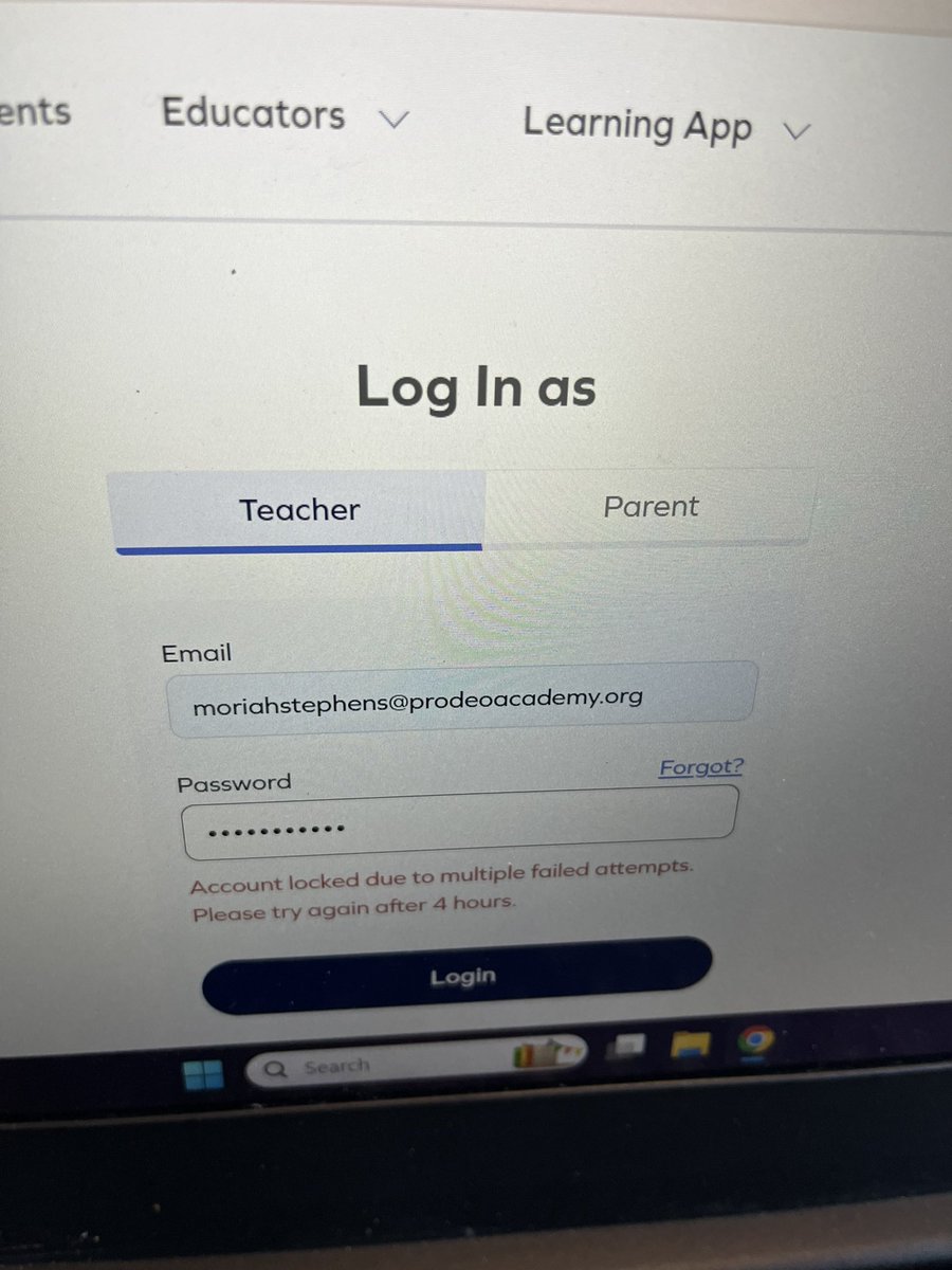 Moriah “Tall Energy” Stephens tweet media