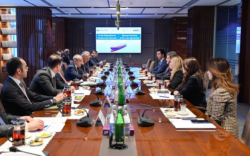 AZMissionEU's tweet photo. As part of our country's successful collaboration with the #EuropeanBank for Reconstruction and Development #EBRD, a Loan Agreement has been signed between EBRD and "Azerbaijan Caspian Shipping" CJSC #ASCO, Azerbaijani Economy Minister Mikayil Jabbarov
https://t.co/sBnJyD6HwL https://t.co/YOjfms7MC3