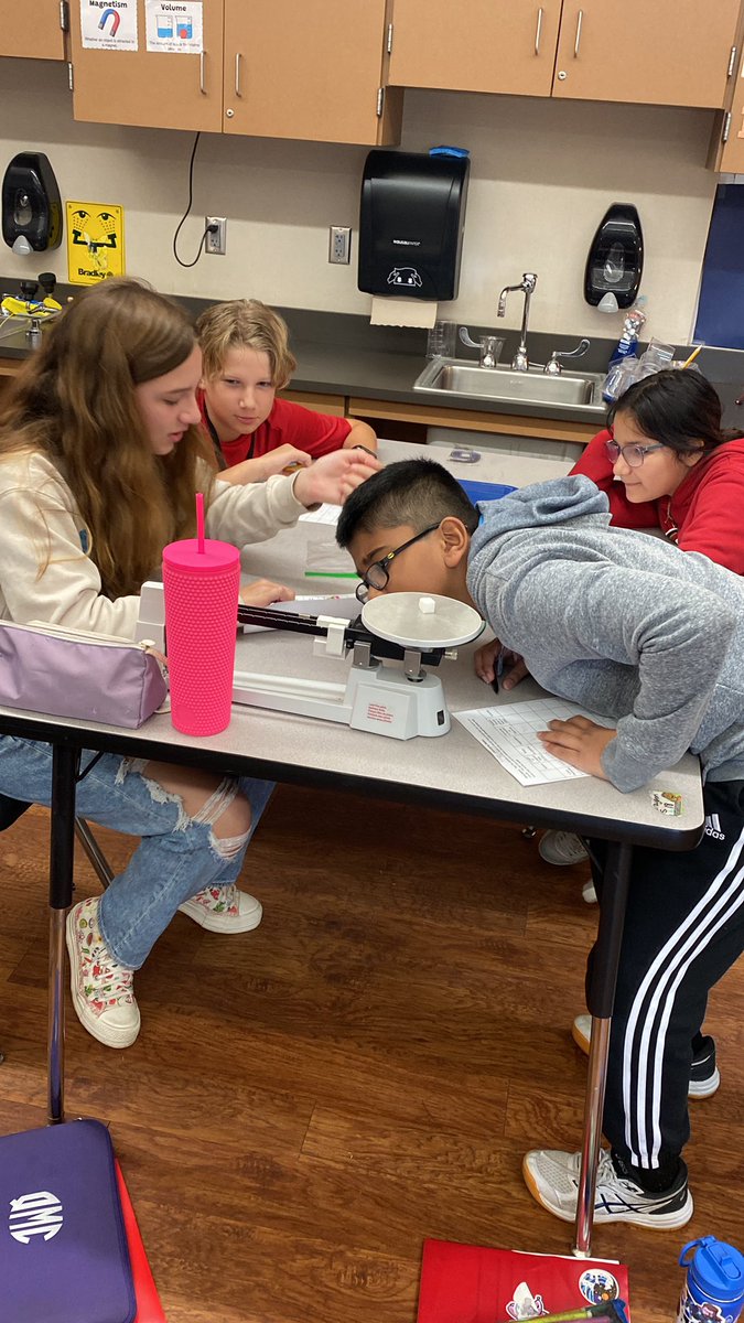 PopeDougies's tweet photo. My scientists! @popepanthers https://t.co/lqJ5eDDW9b