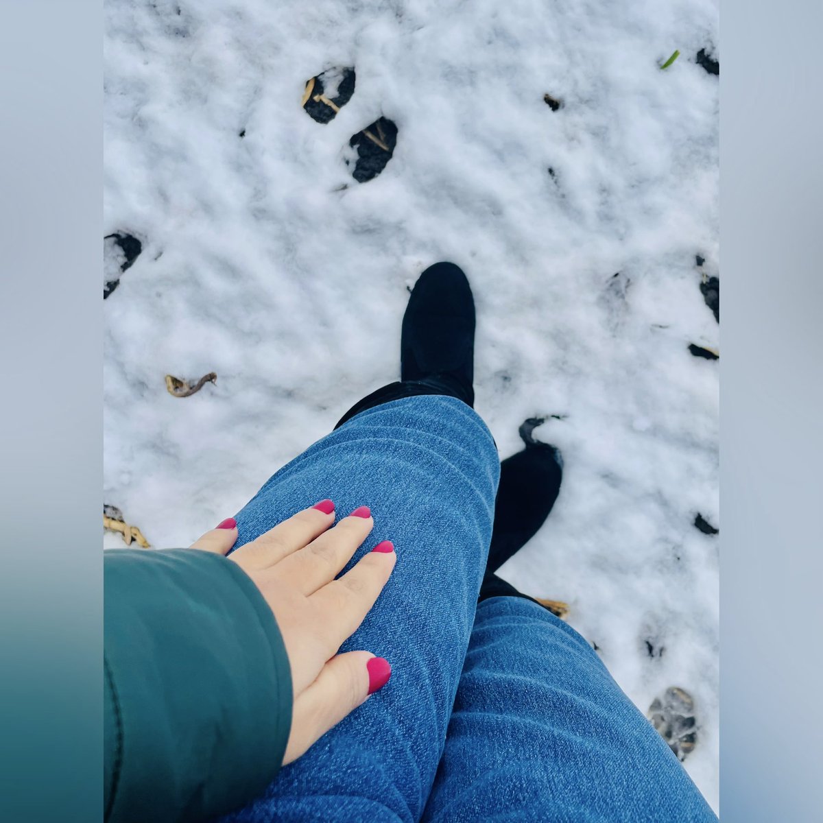 26Adeela's tweet photo. 🤍❄️ https://t.co/rxFefpb7g0