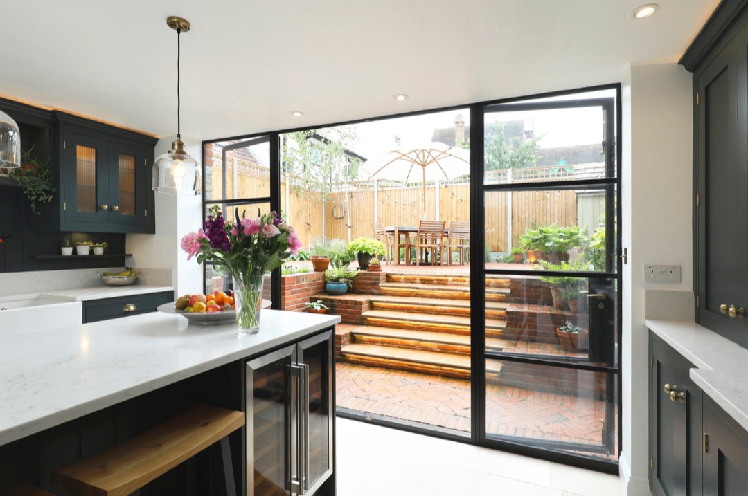 Seamless kitchen to garden connection.

#kitchendesign #interiordesign #kitchendecor #interiorinspiration #interiorinspo