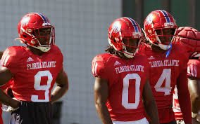 Blessed and honored to receive an offer from Florida Atlantic University ❤️💙🤍 @4Warinner @thecoachsutton @Showtime12u