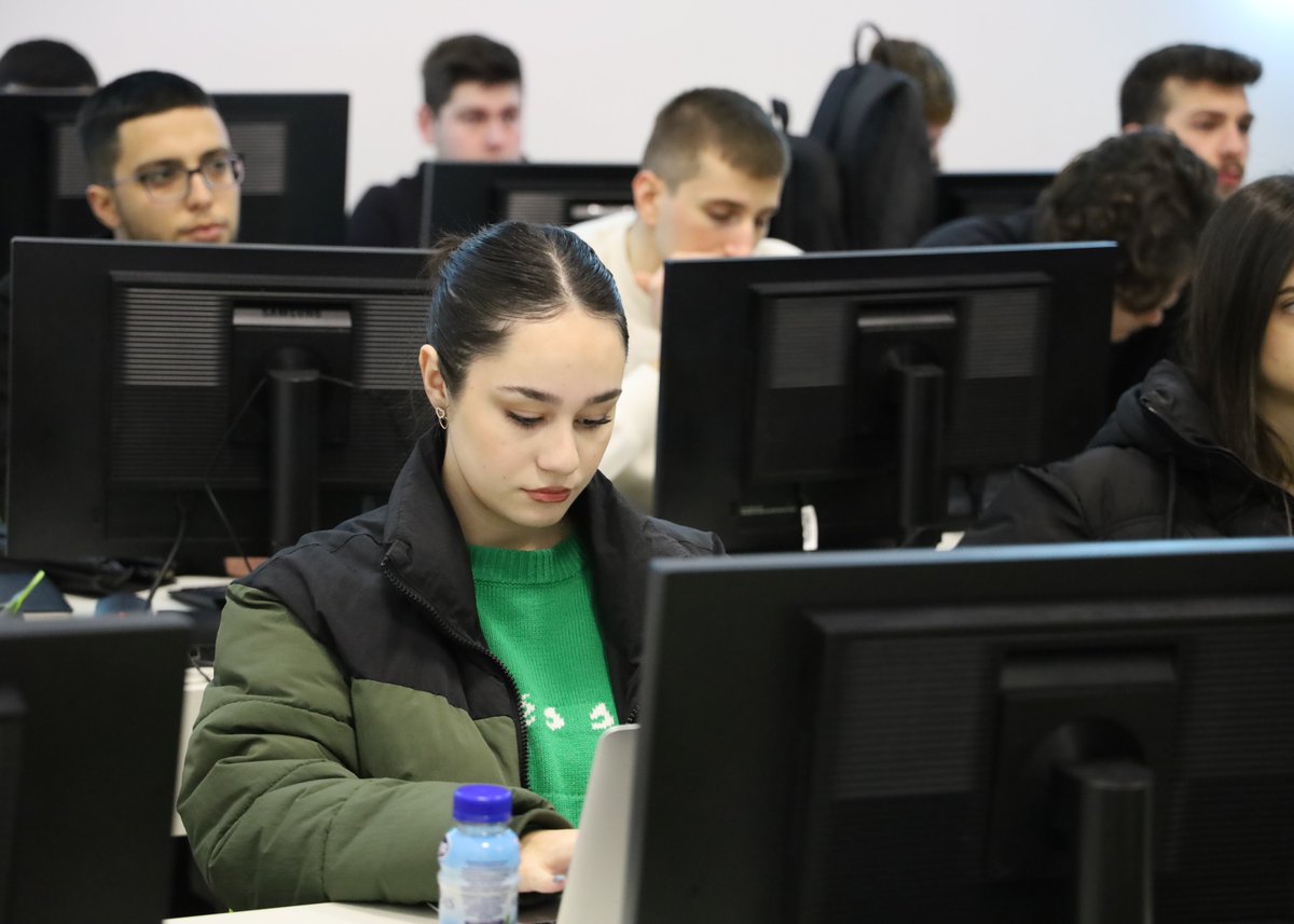 wbu2021's tweet image. 🌟Since we are near the end of the first semester, students of the Faculty of Economics, Technology and Innovation are focused on completing their final projects.
#programming #introductiontoprogramming #python #javaprogramming #datavisualization #finalproject #programmingproject