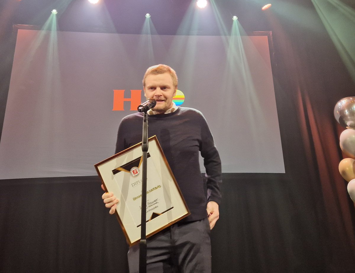 Stolt av å være kollega <a href="/BendikEriksen/">Bendik H. Eriksen</a> og <a href="/EirikJohansen62/">Eirik Johansen</a>