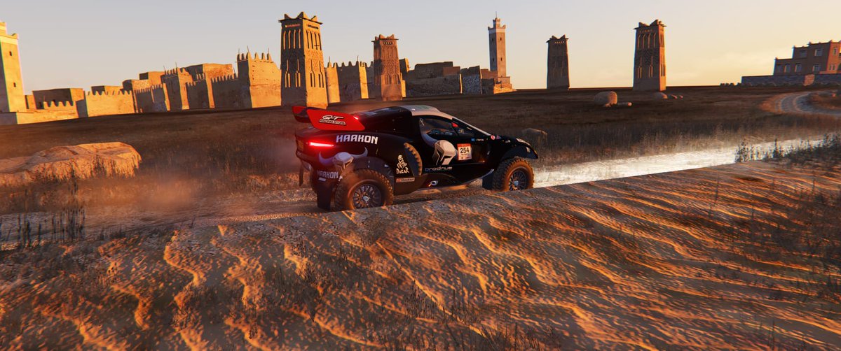 Fantástico resultado en el pasado #Dakar de <a href="/RallyworldO/">rallyworld assetto oficial</a> para nuestros chicos. 
<a href="/Victorjuil/">Vic</a> luchó por la victoria hasta la última etapa siendo finalmente tercero y un regular <a href="/InaGarciaSimRac/">Ina García</a> fue cuarto de entre más de 60 inscritos. 
¡Semana dura pero recompensada!
¡Grandes 👏👏!