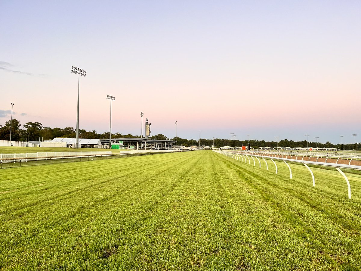 Sunshine Coast latest track update Weather Fine Track Heavy 8 Rainfall nil past 24hrs Total of 137mm past 7 days Irrigation nil past 24hrs and for past 7 days Penetrometer 7.01 Rail out 6m entire course