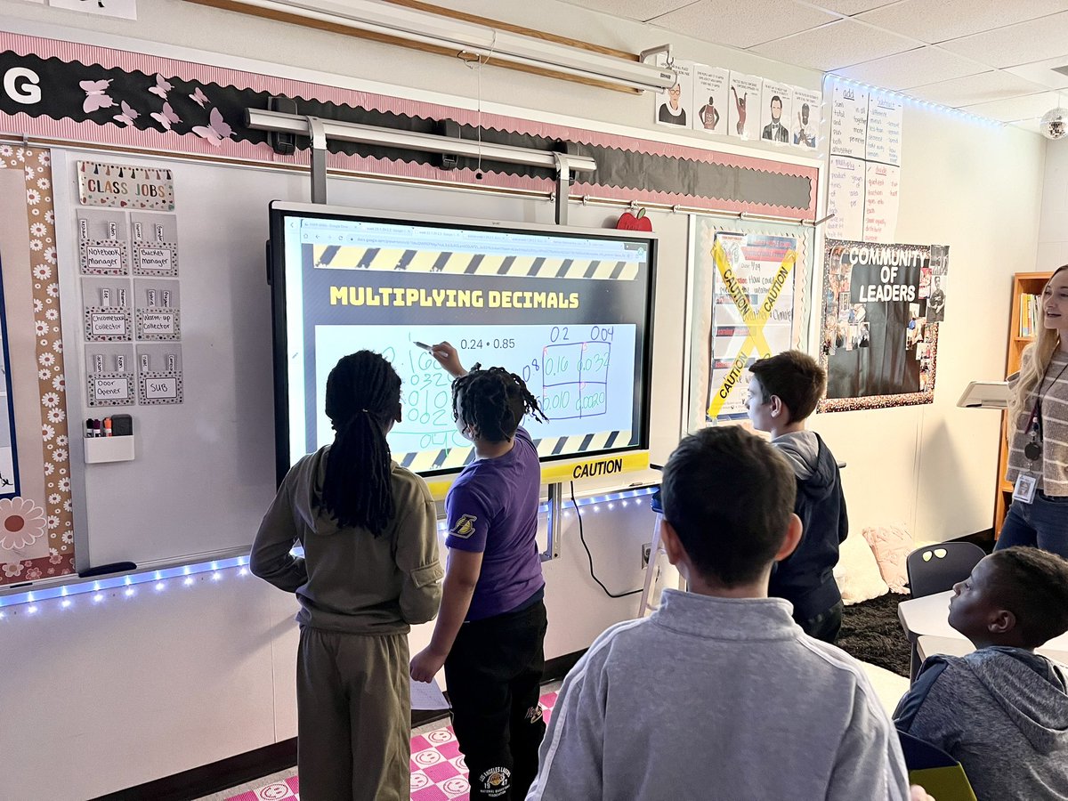 UH OH! All of Mrs. Young’s ✏️ went missing last night! Her 6th grade Mathematicians used their decimal multiplication skills to collaborate and crack the case! 🕵🏾‍♂️ 🕵️‍♀️ 👣 @kelly_young2 @RamseyMS_JCPS