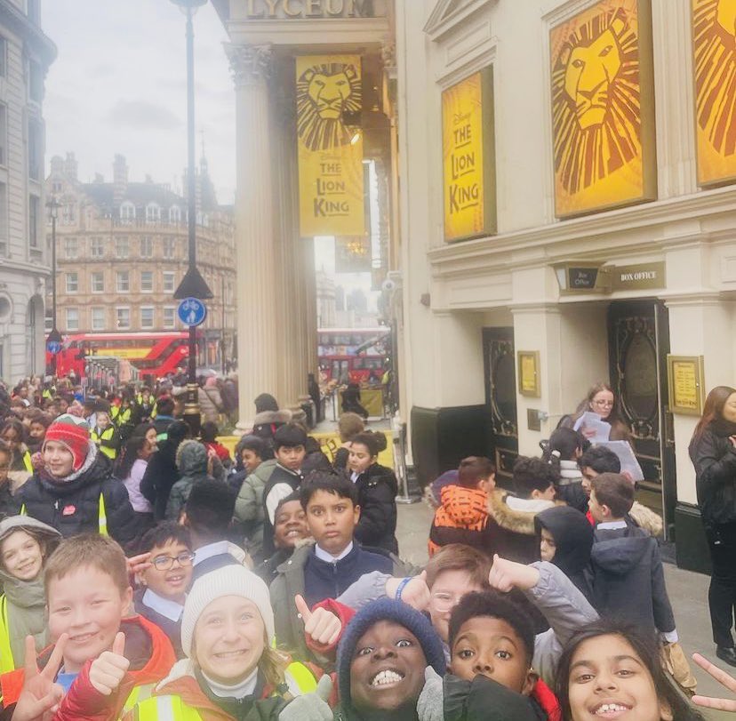 Another collaboration between @KaizenPrimary and @GainsboroughEko. A fabulous afternoon watching the Lion King production. Making experiences happen like this for our children is so crucial 💕 @eko_trust @LionKingLondon