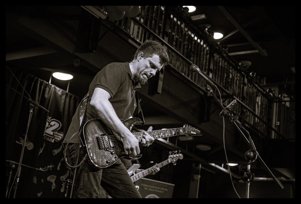 AccidFerry tweet media