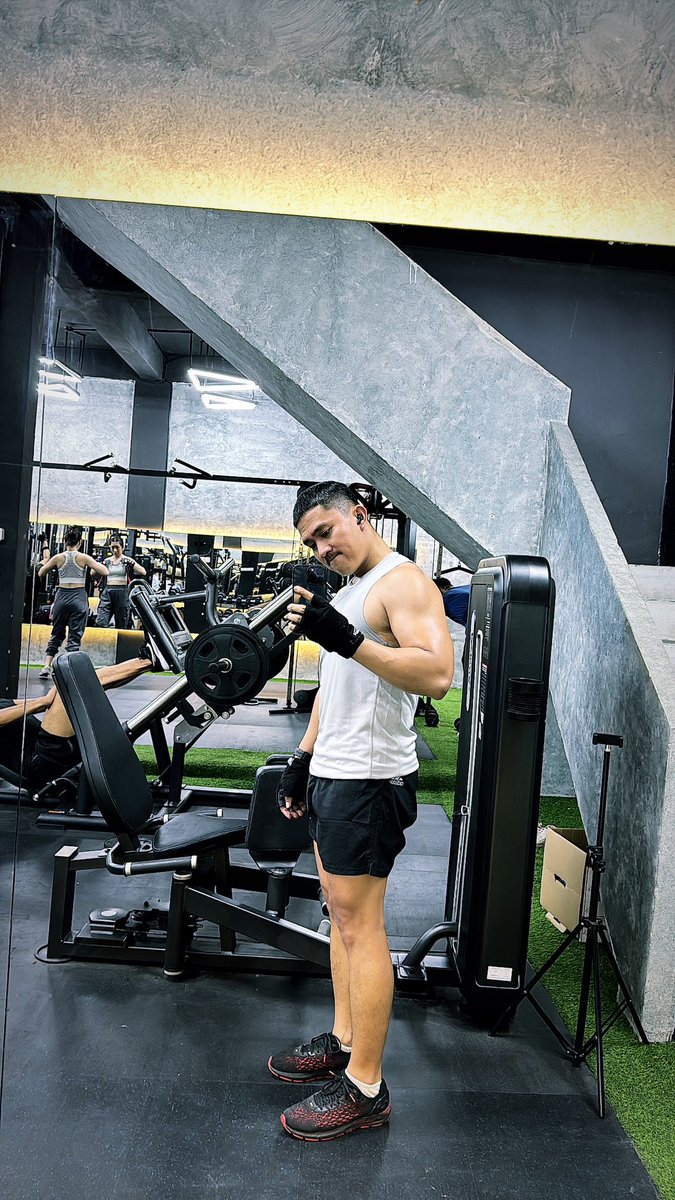 fredi_tian's tweet photo. 💦💦💪🏻💪🏻 https://t.co/yulub6mtRx