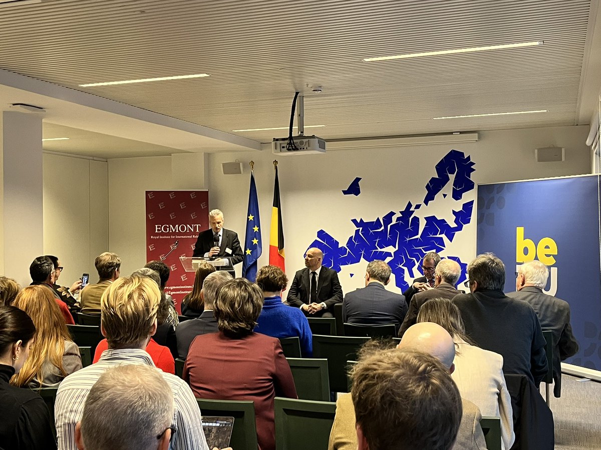 EgmontInstitute's tweet photo. 🚨 𝗛𝗔𝗣𝗣𝗘𝗡𝗜𝗡𝗚 𝗡𝗢𝗪 @EgmontInstitute : @yarotrof ’s book launch 𝙊𝙪𝙧 𝙚𝙣𝙚𝙢𝙞𝙚𝙨 𝙬𝙞𝙡𝙡 𝙫𝙖𝙣𝙞𝙨𝙝, co-organized with the Permanent Representation of #Belgium to the #EU https://t.co/fVX0DtrMYg