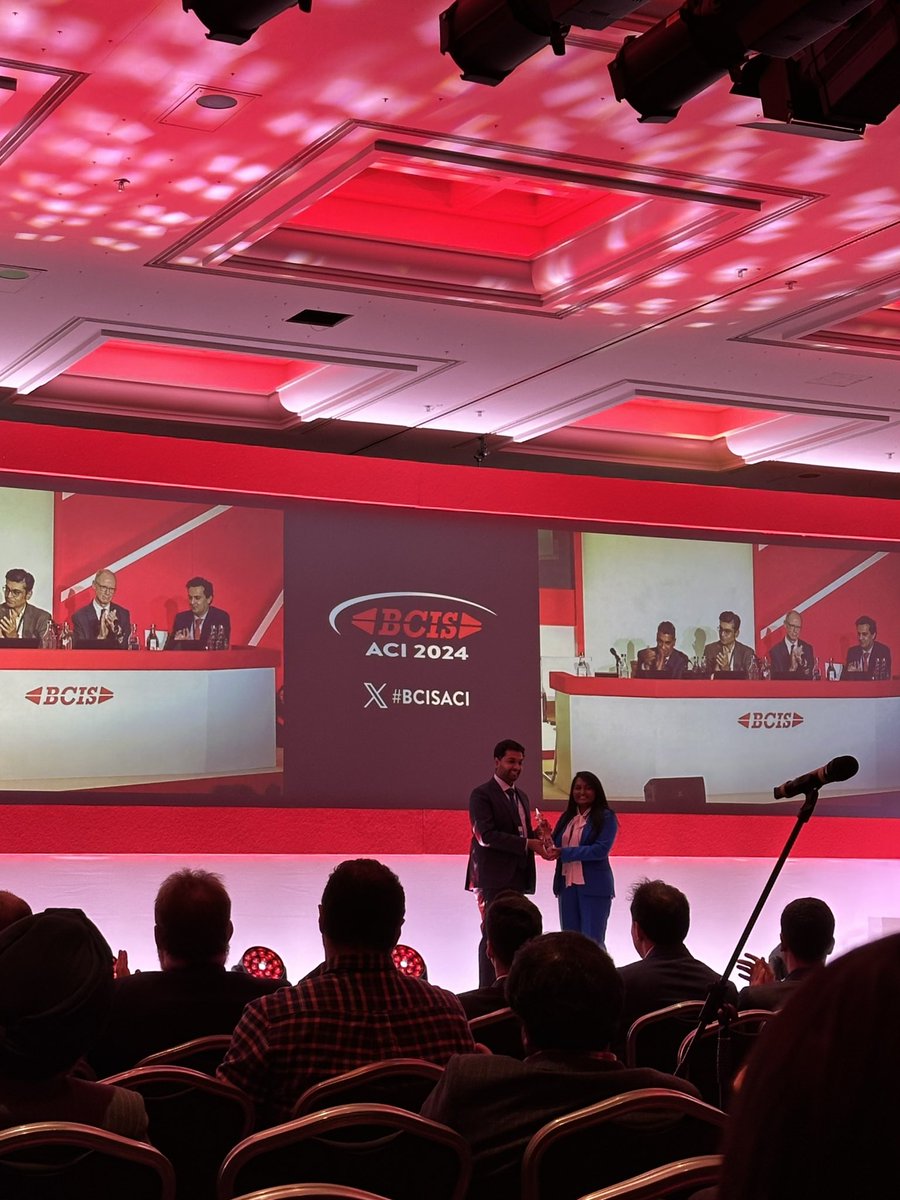 #BCISACI day 2 highlights ❤️‍🔥 TAVI talks, mitral TEER live, a cracking keynote speech, and the young investigator award! Prof Banning <a href="/samdawkins/">Sam Dawkins</a> <a href="/drphilhammond/">Dr Phil Hammond 💙</a> <a href="/AishSinha1/">Aish Sinha</a> <a href="/VijayKunadian/">Professor Vijay Kunadian</a> #ACI2024 #cardiotwitter