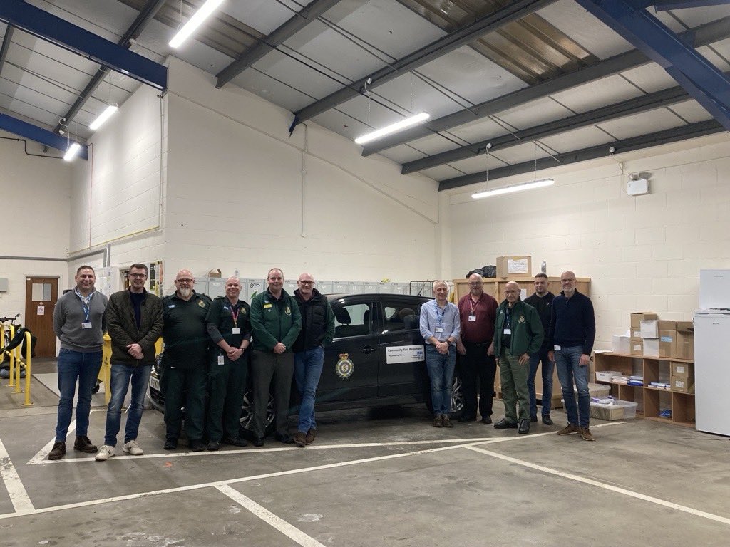 Fantastic meeting and introduction last night with  Z7318 Ipswich car responders.  Even if they didn’t have cake 🍰 ⁦<a href="/EEAST_CFRS/">EEAST CFRS</a>⁩ ⁦<a href="/EastEnglandAmb/">EEAST Ambulance Service</a>⁩