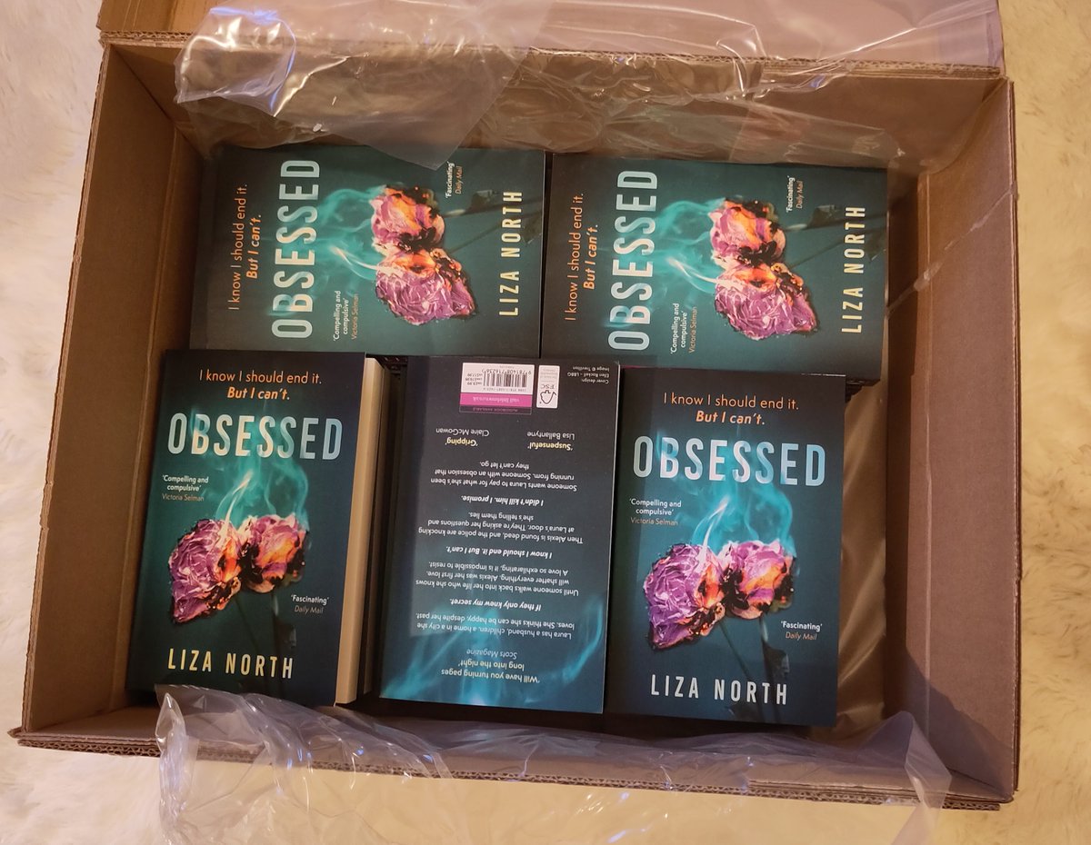 #OBSESSED paperbacks are here! Just home to this stunning box of treats from @LittleBrownUK. Don't they look amazing? Thank you so much @luciesharpe @BethWright26 @HannahMWann & all the completely wonderful people whose kind words are on the cover! #psychologicalthriller