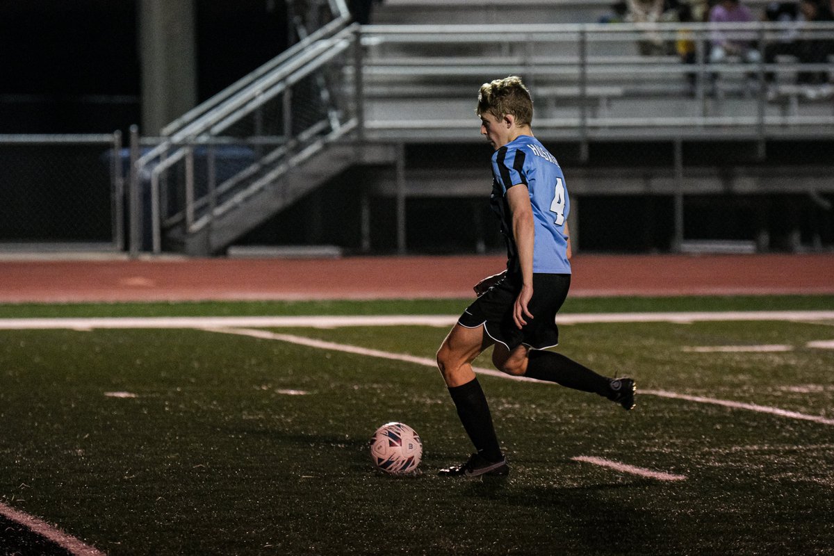 As Kelly Koch joins Helena's varsity boys soccer program, the Huskies are thrilled to reunite with their former middle school coach and establish a positive culture throughout the program.

Season Preview by <a href="/traley34/">Tyler Raley</a>: shelbycountyreporter.com/2024/02/01/new…
