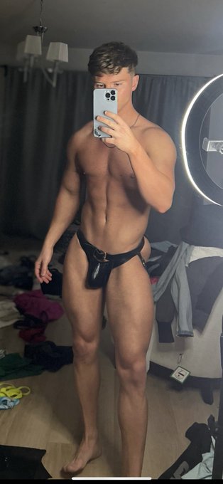 Would you FK me in this ? 😈 https://t.co/La9MjnlhWm