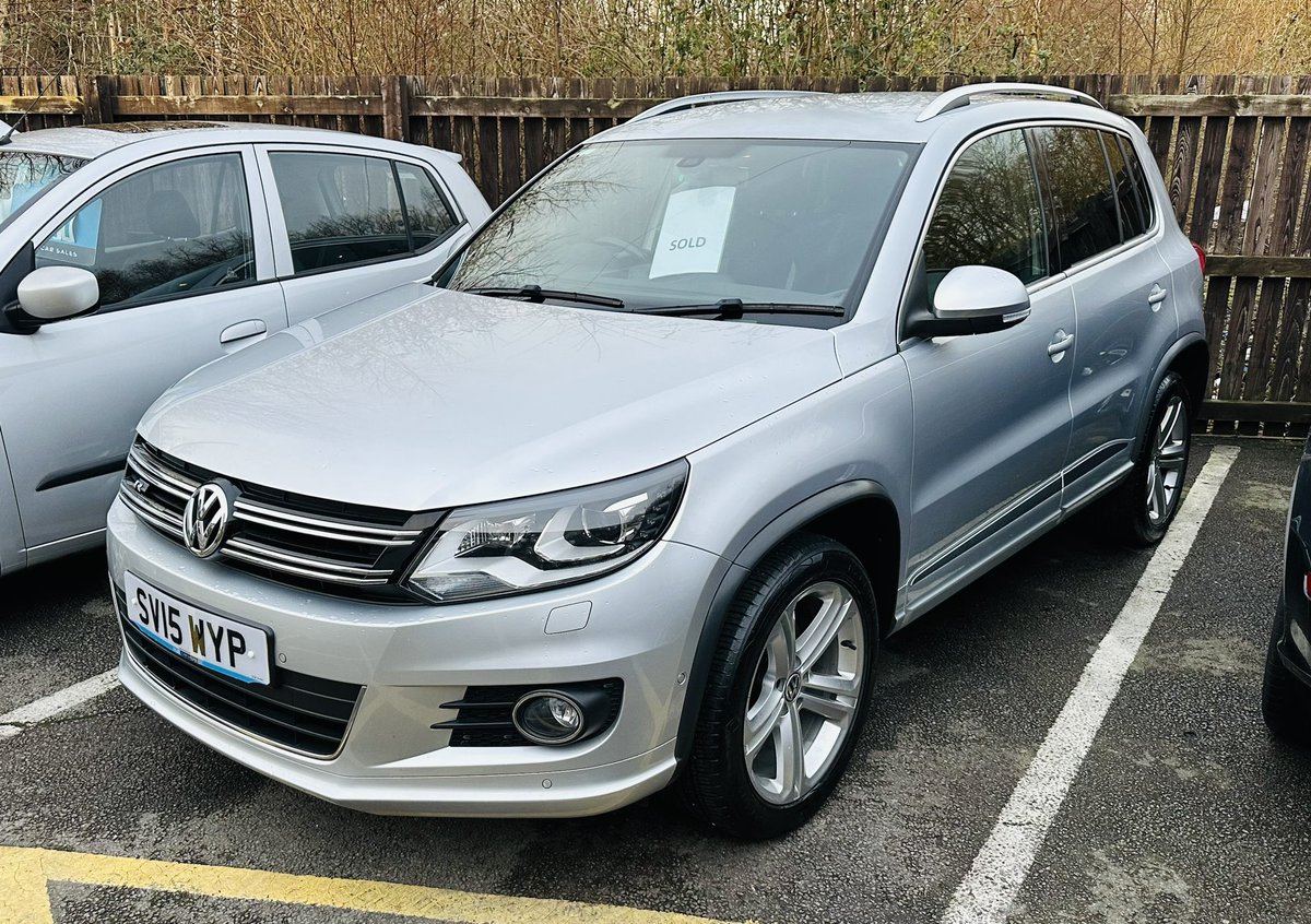 mjscarsales's tweet photo. Hat trick sale has seen our fabulous Volkswagen Tiguan R Line 4 Motion now sold, less than 48 hours on sale for this one but when you see it in the flesh you can see why it’s gone so quickly #stunnner 🤩 https://t.co/FHblcPW52T