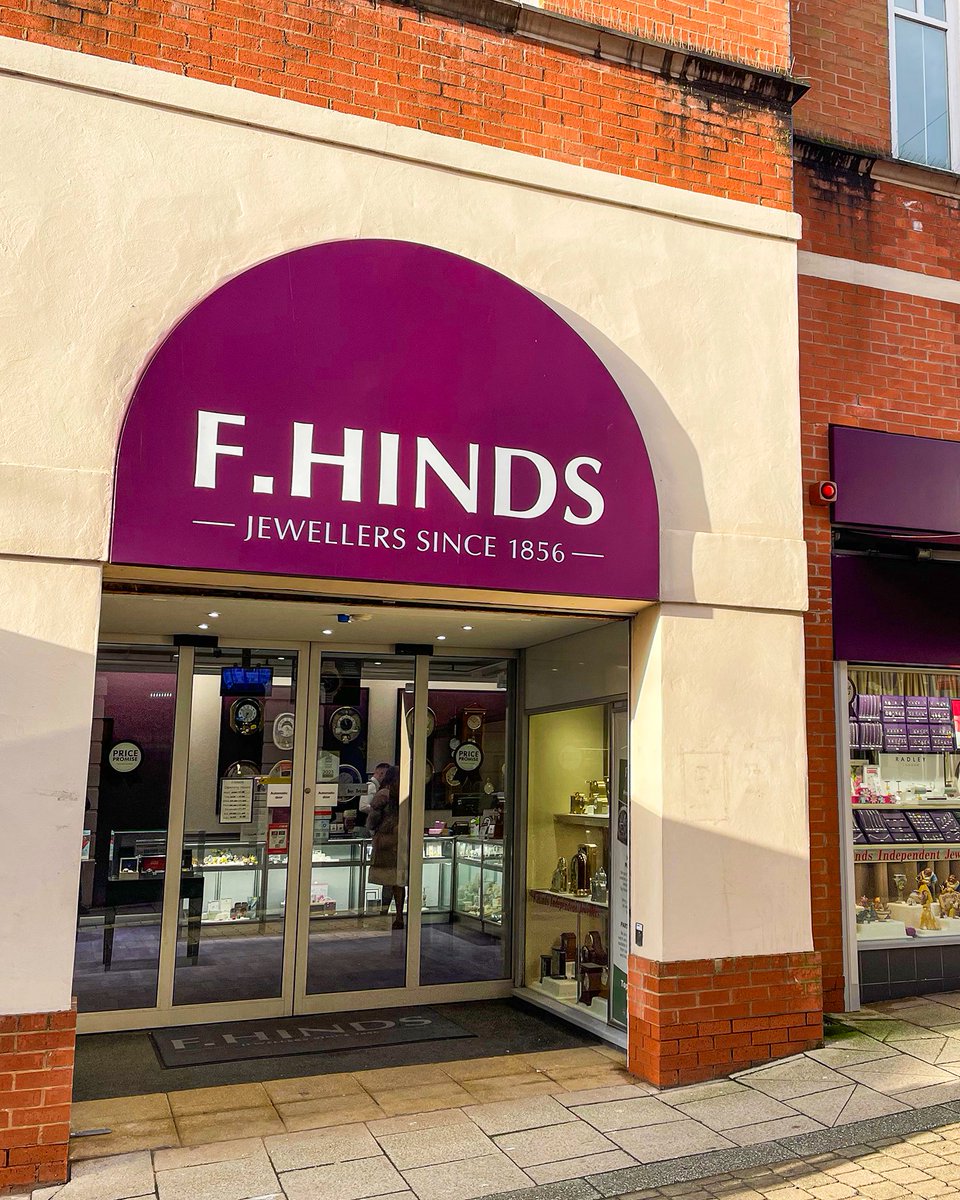 Vicar Lane (@vicarlane) on Twitter photo Thinking of popping the question this Valentine's Day? <a href="/fhindsjewellers/">F.Hinds Jewellers</a> have a great range of engagement rings and necklaces to make the day one to remember! π
#valentinesgifts #fhindsjewellers #vicarlane #chesterfield #derbyshire Thinking of popping the question this Valentine's Day? <a href="/fhindsjewellers/">F.Hinds Jewellers</a> have a great range of engagement rings and necklaces to make the day one to remember! π
#valentinesgifts #fhindsjewellers #vicarlane #chesterfield #derbyshire