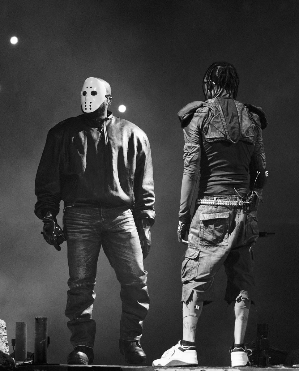 DndaTimes's tweet image. Ye &amp;amp; Travis 🫂