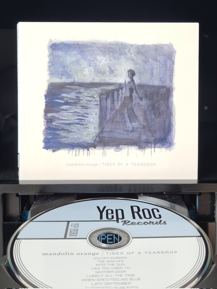 AlbumAlmanac's tweet photo. 🗓️ 5th anniversary! (February 1, 2019)
💿 Mandolin Orange - Tides of a Teardrop
🎶 In our time together, her memory will ever/ Shine like golden embers in the night
#MandolinOrange https://t.co/Op8aPRr5jz
