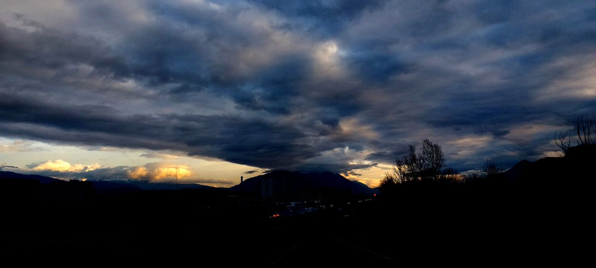 Le ciel est menaçant ce soir...