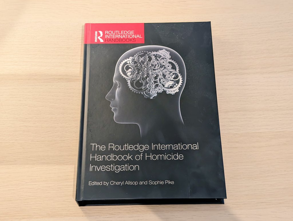 Very excited to see this published as I head off on maternity leave! A pleasure as always to work with @DrCherylAllsop and to have had such wonderful contributors on board. Hope it's of use to those interested in homicide investigations #criminology #policing