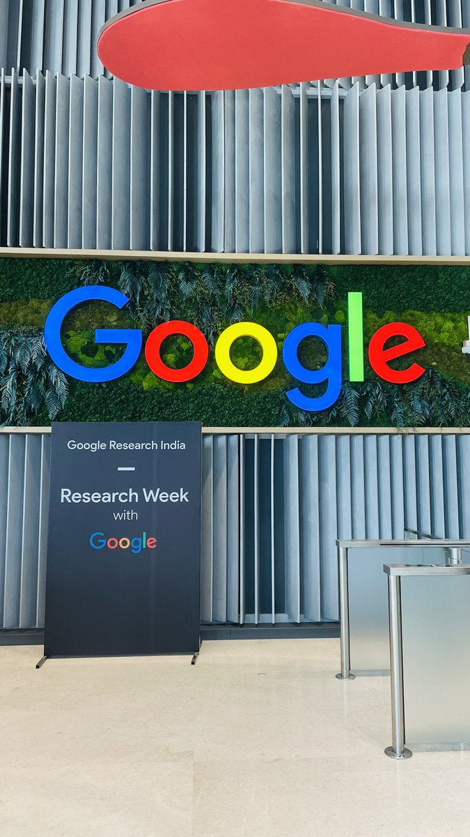 Day 1 highlights of @GoogleIndia’s #Research #Week with @Google 2024! 🚀

Met g(old) friends, had amazing talks on #AI & #LLMs, and a micro-meetup of @cse_iitgn! 

@iitgn @lingoiitgn #GRW2024