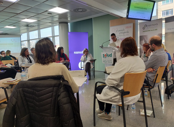 ASAFA ZARAGOZA ha participado hoy 1 de febrero, en la jornada del proyecto "El Paciente Protagonista" organizado por el Hospital Miguel Servet de Zaragoza.
Encuentro para el diálogo para mejorar la experiencia del paciente. Jornadas para que sanitarios y asociaciones dialoguen.