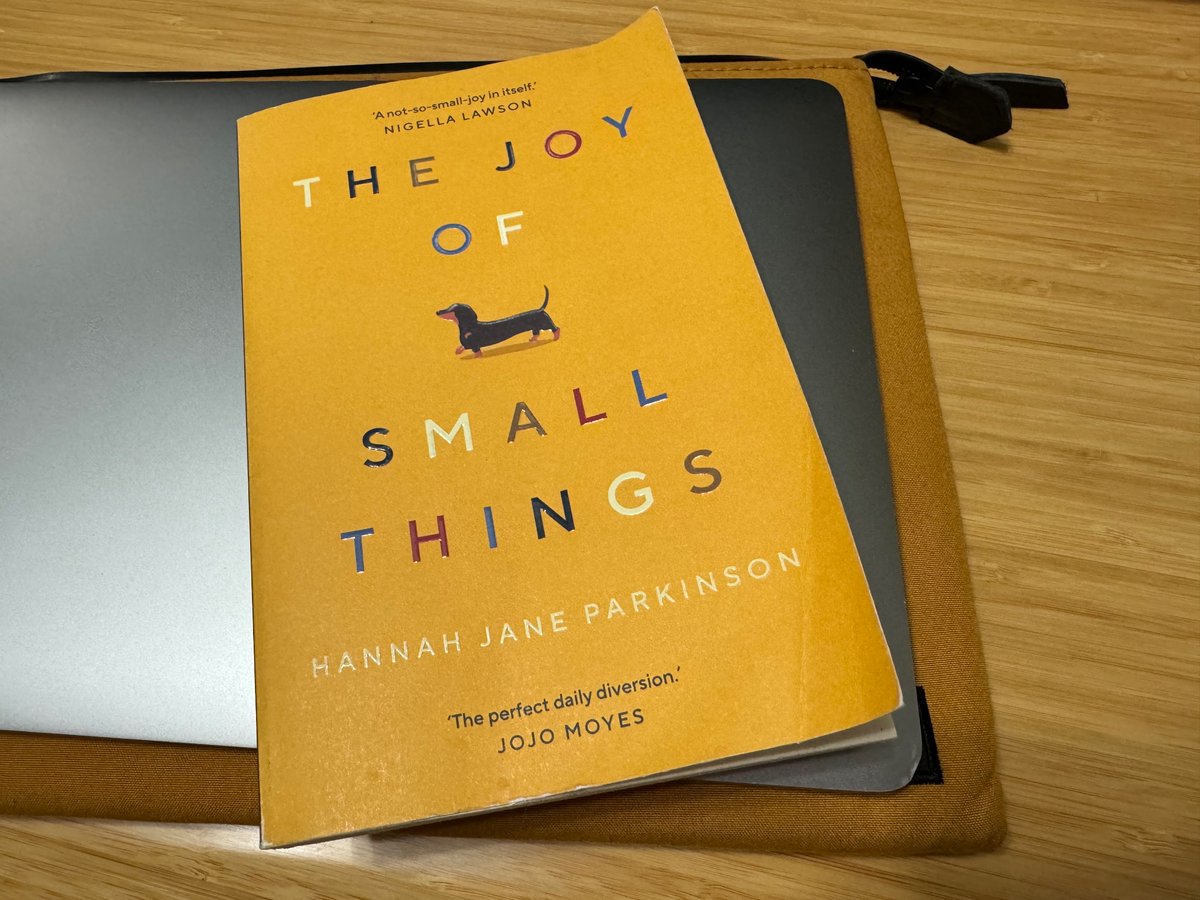 jokri179's tweet image. Those things build the strong you❣️

This book underlines my belief that enjoying small things in life has been the strongest foundation of inner stability. 

#recommendedbook #thejoyofsmallthings @goodreads