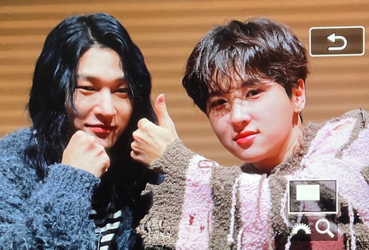 116page's tweet photo. 240201
귀여웡ㅠㅠ💗

#성호 #리에 #이성호 #RIE #준지 #온리원오브 #onlyoneof @OnlyOneOfmember @OnlyOneOf_twt https://t.co/ewVJiOfssp