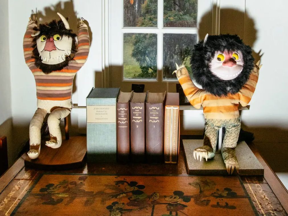 How Maurice Sendak Lived with His Own Wild Things | <a href="/nytimes/">The New York Times</a> pwne.ws/3Un2V8G