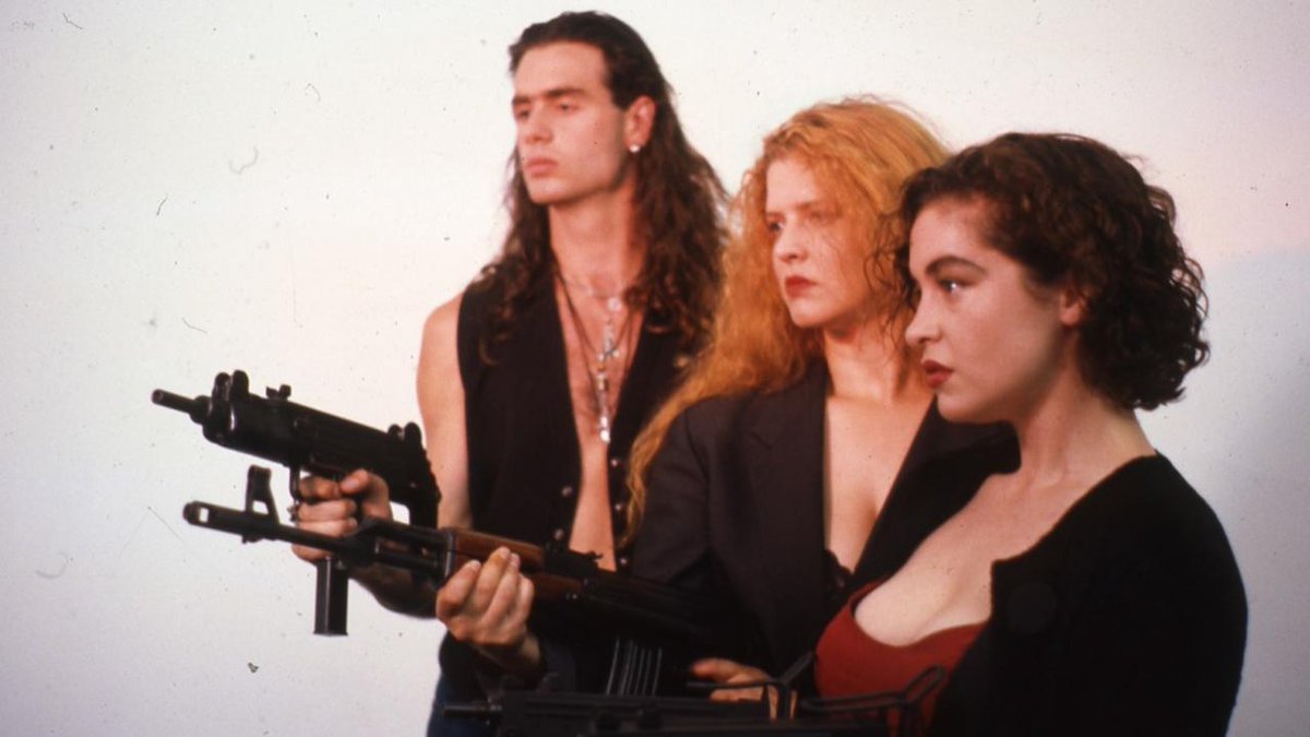 pedrothetavares's tweet photo. janeiro:

heaven's gate (cimino)
dersu uzala (kurosawa)
como era gostoso o meu francês (nelson pereira dos santos)
bloodlust (jon hewitt,richard wolstencroft)
romance (breillat) https://t.co/R7BRWZiVJN