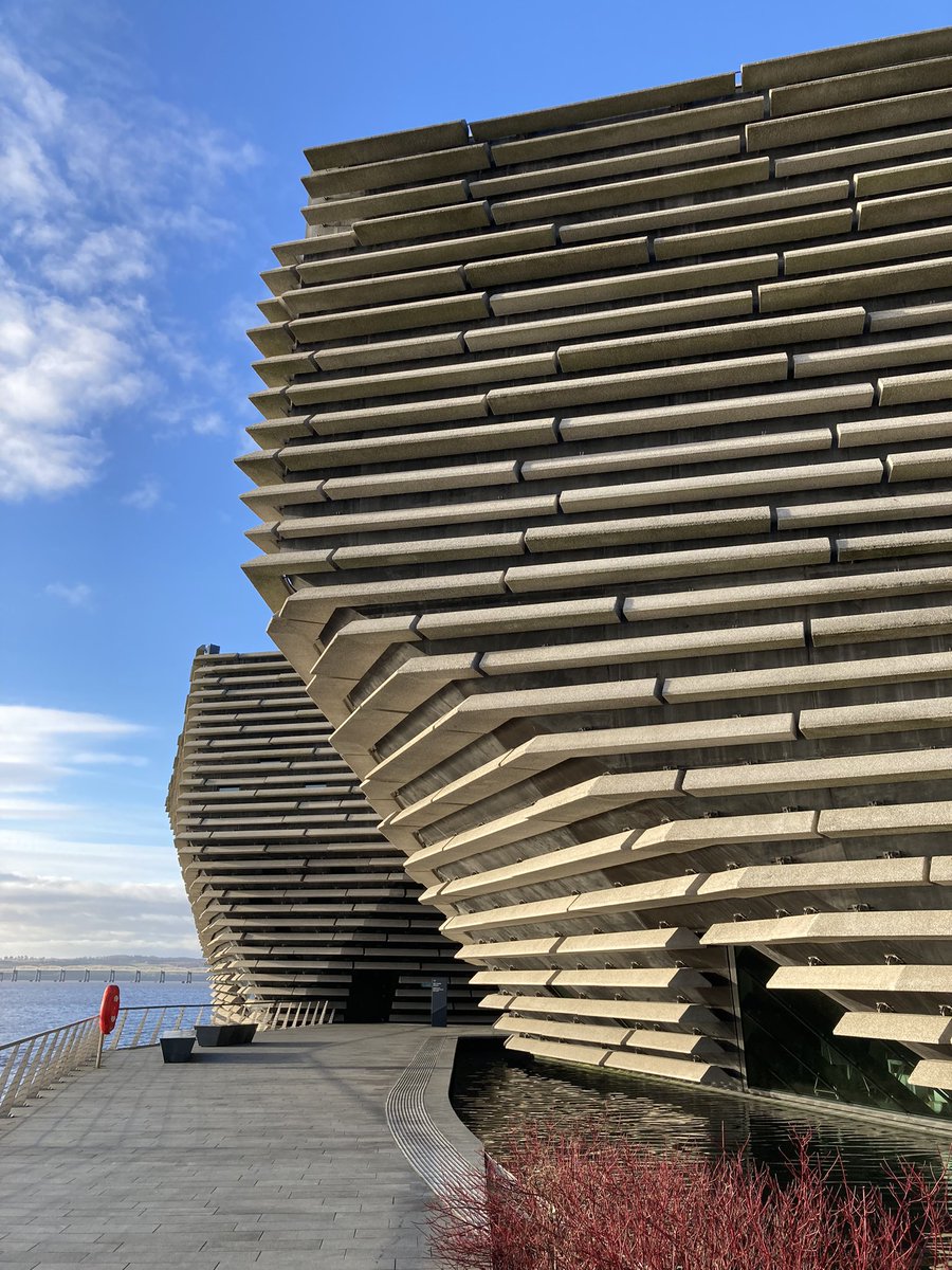 Pleased to have done another intro for #FokusFestival2024 in lovely Dundee @DCAdundee great crowd and venue. @GI_Glasgow