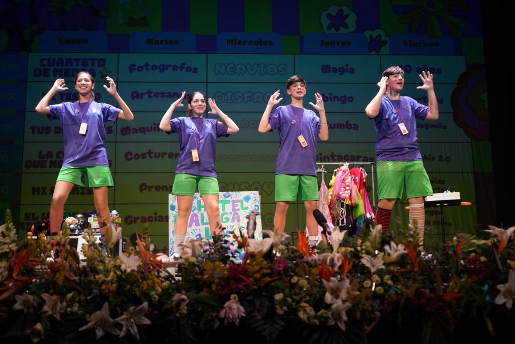 🎭 Ya está sobre las tablas del <a href="/TeatroCervantes/">Teatro Cervantes</a> el cuarteto infantil ‘Un cuarteto de media estrella’ <a href="/tusdoscoloretes/">TusDosColoretes _</a> 

#CarnavalMLG