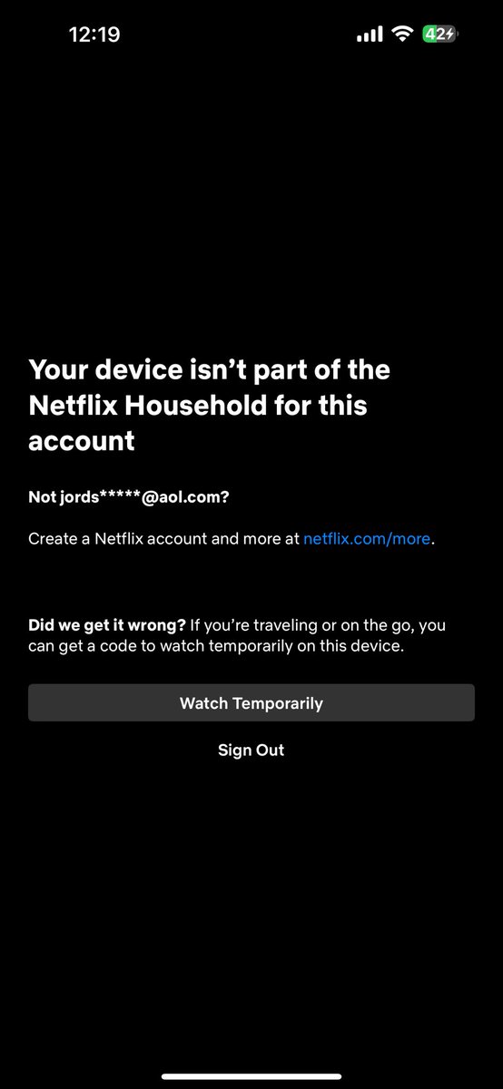 jojo1195's tweet photo. @netflix that’s my email. The money for Netflix is coming out of my account. No I do not want to watch temporarily. I want to watch from my phone on my account! https://t.co/IMxqEcZUOl