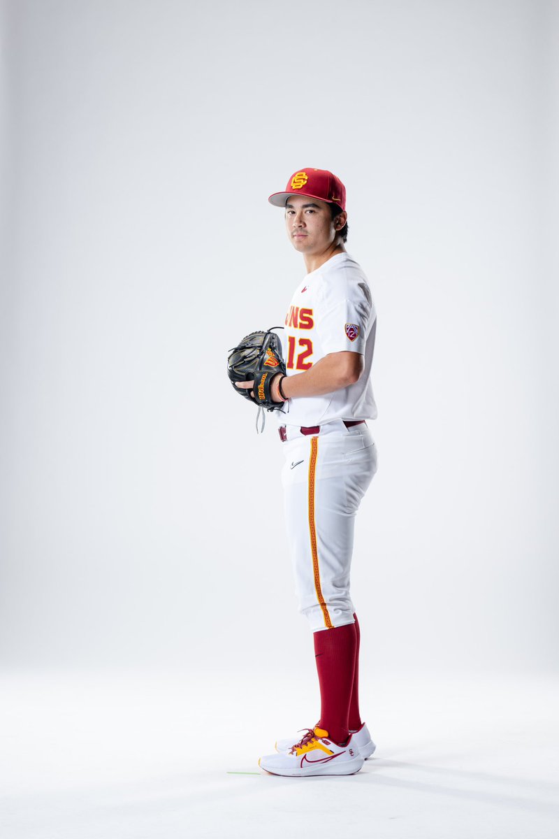 .<a href="/d1baseball/">D1Baseball</a> Pac-12 predictions were realeased and they tabbed our guy <a href="/Cadenaoki/">caden</a> as the Preseason Pitcher of the Year 💯✌️

Aoki led the league with a 2.98 ERA last season 🤑

#FightOn