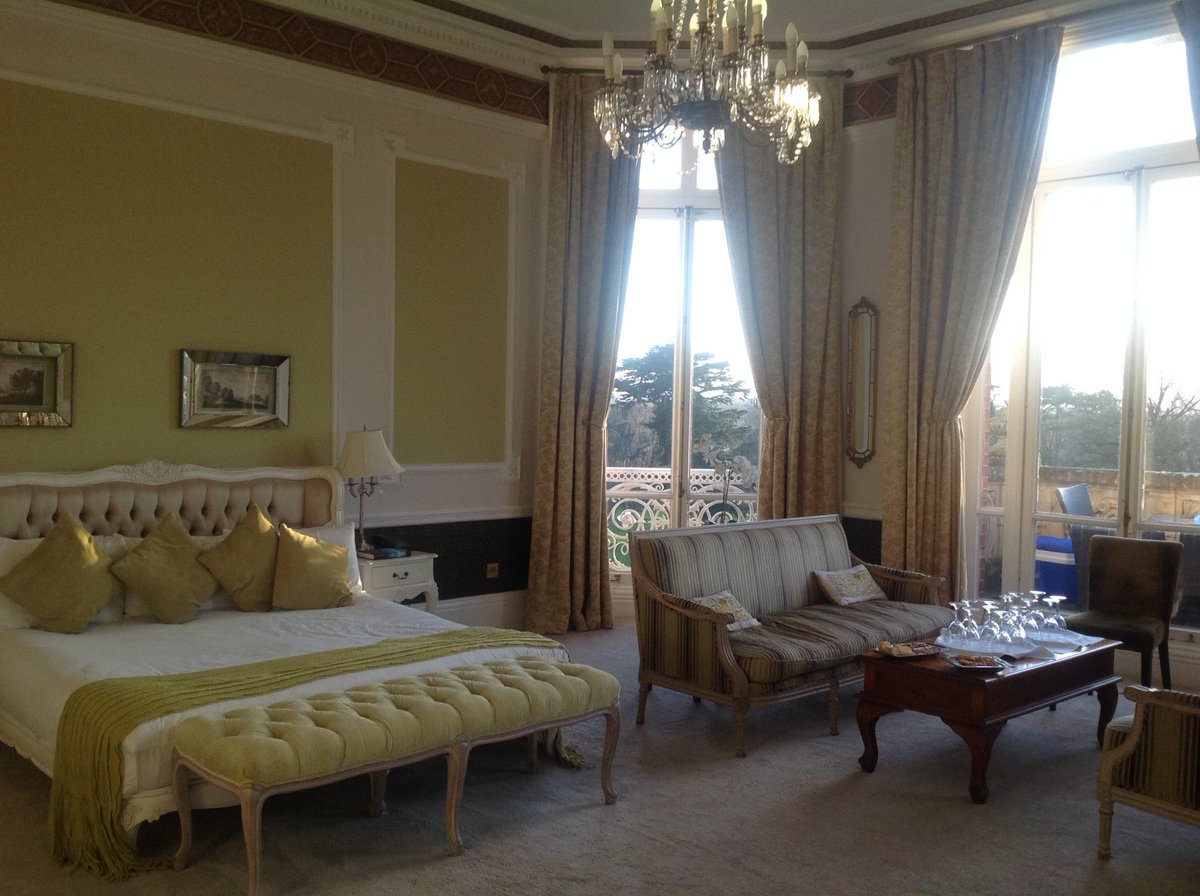 Robert Vaughan tweet media