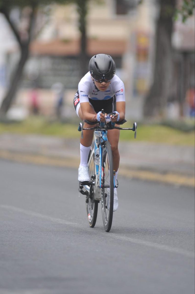 ¡Tenemos campeona nacional!🇪🇨

Con un tiempo de 31: 39, #NataliaVásquez se llevó la medalla de oro en la categoría Sub 23 del #CampeonatoNacional2024

#SomosUnaFamilia 
#CiclearNosMueve 

<a href="/MovistarEC/">Movistar Ecuador</a> 
#BestPC 
#Uphone
📷 ÁlvaroPerez