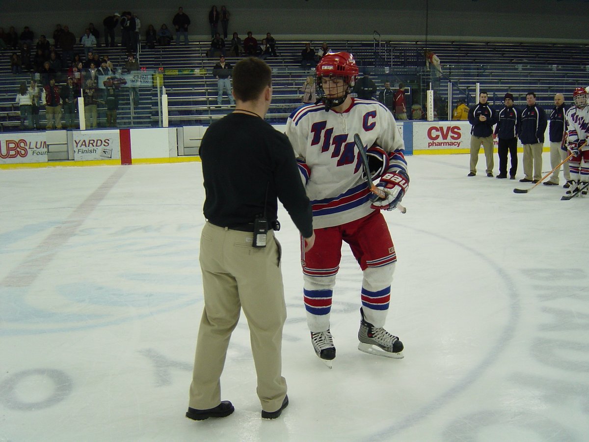 URIBossArena's tweet photo. #tbt to when then RI defending champs Toll Gate took on the then MA D1 champs St. John's at the Boss Ice Arena all the way back in December of 2004! https://t.co/l4M17Dv940