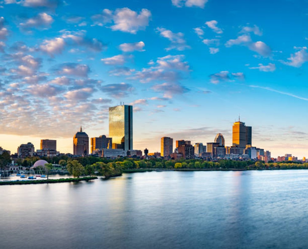 According to <a href="/KFF/">KFF</a>, 30.7% of Massachusetts adults show signs of anxiety and/or depression, making them more susceptible to a co-occurring disorder. Learn more about their findings: bit.ly/3S8ye4D