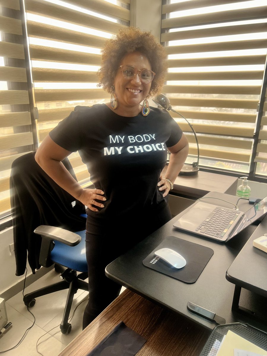 The idea of the campaign is simple: dress in black on Thursdays. This gesture reminds us all of our responsibility to speak out against sexual and gender-based violence and to ensure that all people, regardless of their gender, are safe from violence.