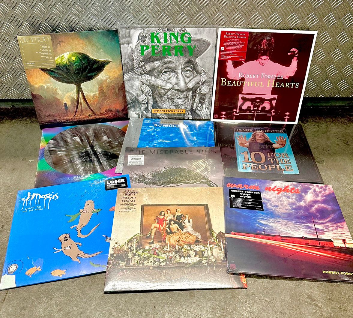 Weekly New Release Mailout 

piccadillyrecords.com/counter/thiswe…

The Last Dinner Party, Dinosaur Jr, Plantoid, Dellarge, The Circling Sun, Bartello, Miserable Rich, Hiroshi Yoshimura, Jamie Webster, Chemical Bothers, Jalen N'gonda, Mato, Lee Perry, Robert Forster, Four tet