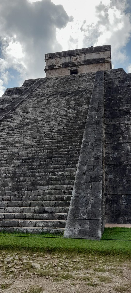 Mèxic va ser el nostre primer viatge llarg sent 4 a la família. N'estem començant a parlar al bloc. Busques inspiració viatgera? Remena, remena... #MèxixAR #ARenfamília areveure.cat/on-vols-viatja…