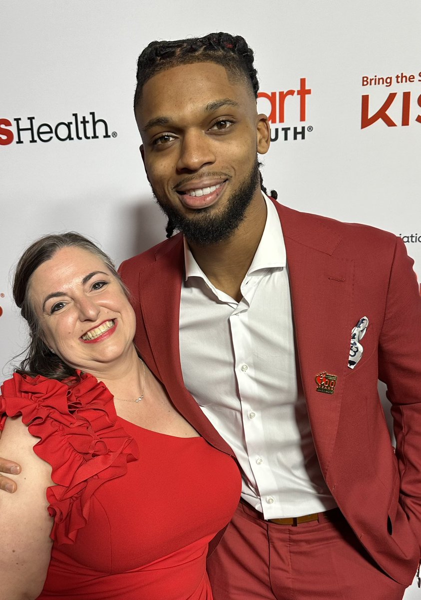 Amazing night with phenomenal advocacy for <a href="/GoRedForWomen/">GoRedforWomen</a> at the #RedDressCollection. Heart disease and stroke can be prevented. Know your risks and the signs and symptoms!! <a href="/AHANewYork/">American Heart Association - NY State</a>