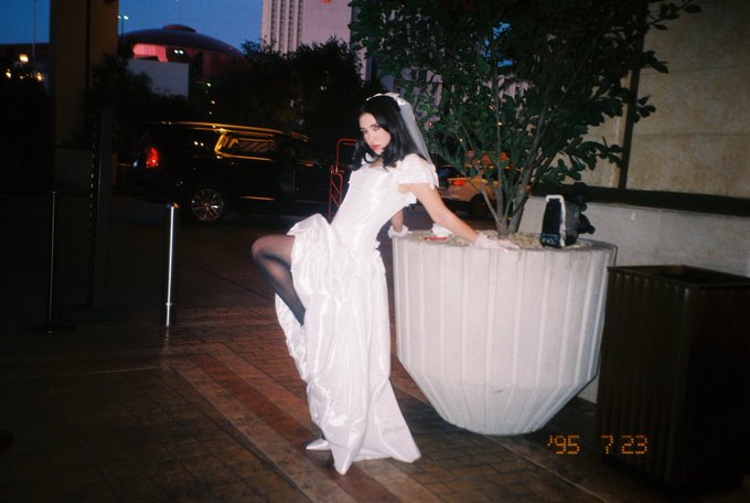 no husband? no problem! I&rsquo;d love to be a bride for the aesthetic ✨ https://t.co/86MOXq3FD8<a href="/tag/420day"class="tags"><span>#420day</span></a>