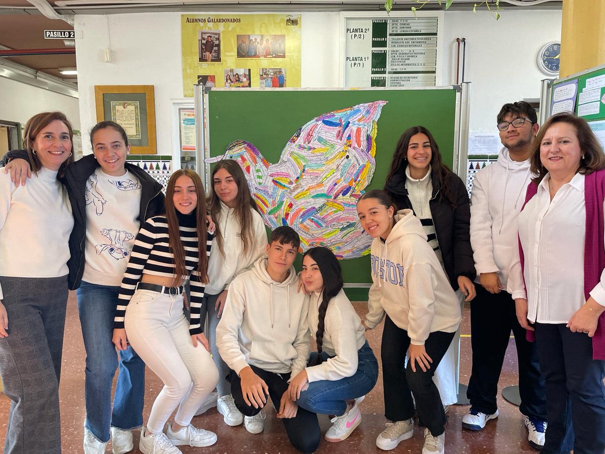 IColegiales's tweet photo. Esta semana nuestro centro ha celebrado el Día de la Paz y la no violencia con muchas actividades organizadas por el alumnado ayudante en colaboración con el Programa "Escuela, Espacio de paz". Muchas gracias a tod@s por vuestra impliación. https://t.co/sEyawXv5Pa
