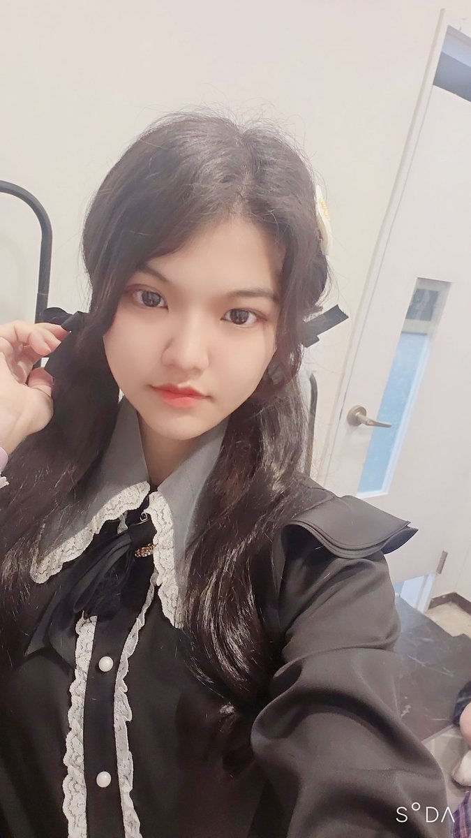 jihadolpromoter's tweet photo. Twintail's SeeA has graduated from said group today.
Members Monchan and Kanade will be performing as a duo for the time being.
#TWTL #ํธ์ํ
์ผ #ใใคใณใใผใซ https://t.co/z557nDTJrc