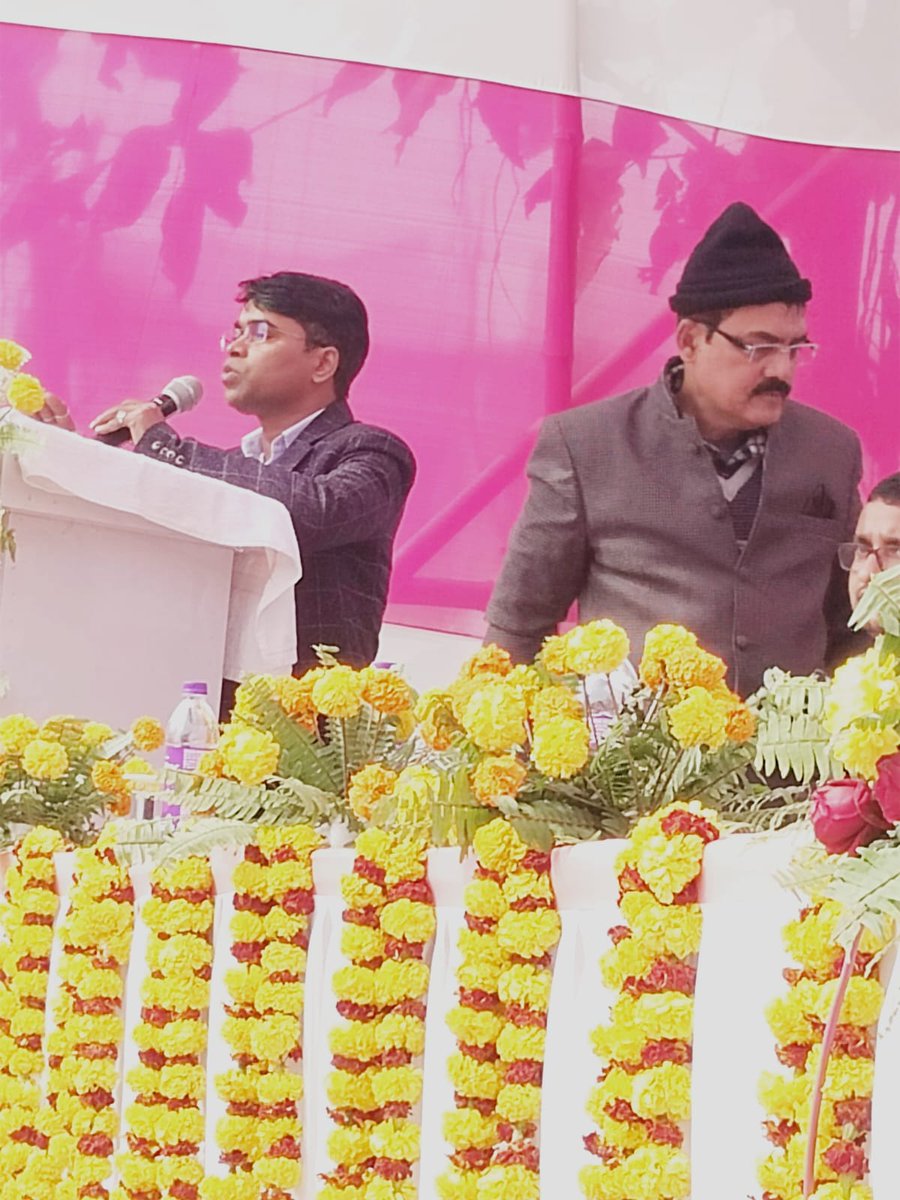 PrasannKumar12's tweet photo. Yesterday, addressed about Jeevika Rohtas during Jan Samwad Program in Block Rajpur
@brlps_rohtas https://t.co/XcHOxdqnlG