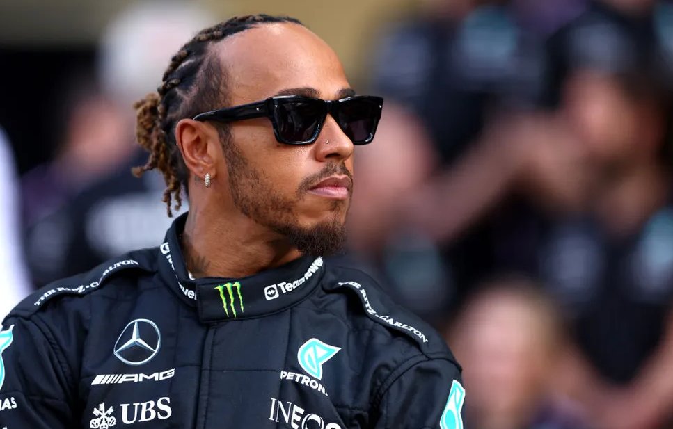 #NoticiasAhora: Múltiples informes indican que Lewis Hamilton está listo para dejar Mercedes por Ferrari en la temporada 2025 #Hamilton #hamiltonFerrari